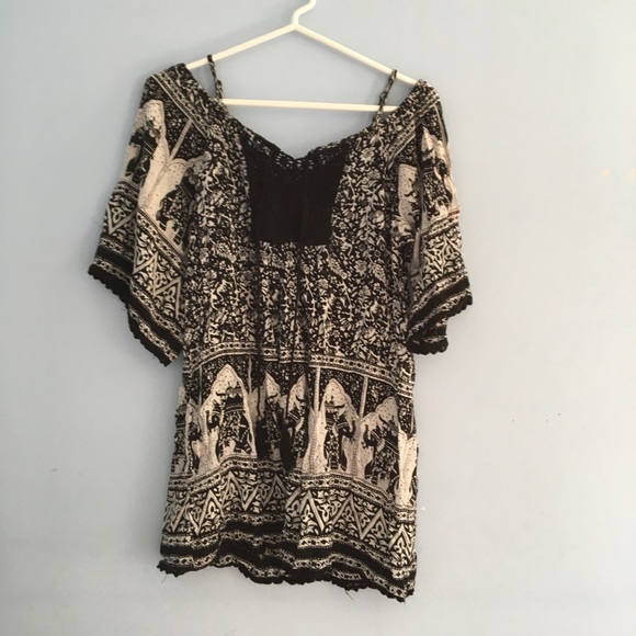 Nordstrom Dresses & Skirts - Beautiful Pattern Shift Dress